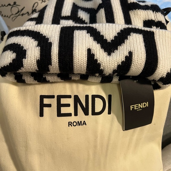 Fendi Accessories - Fendi Monochrome Logo Beanie